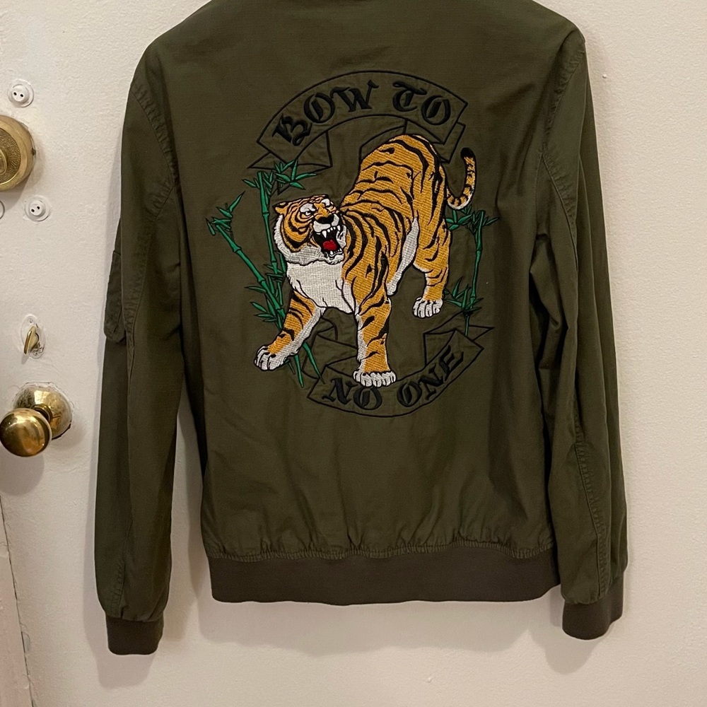 Bomber jacket - Picture 4 of 5